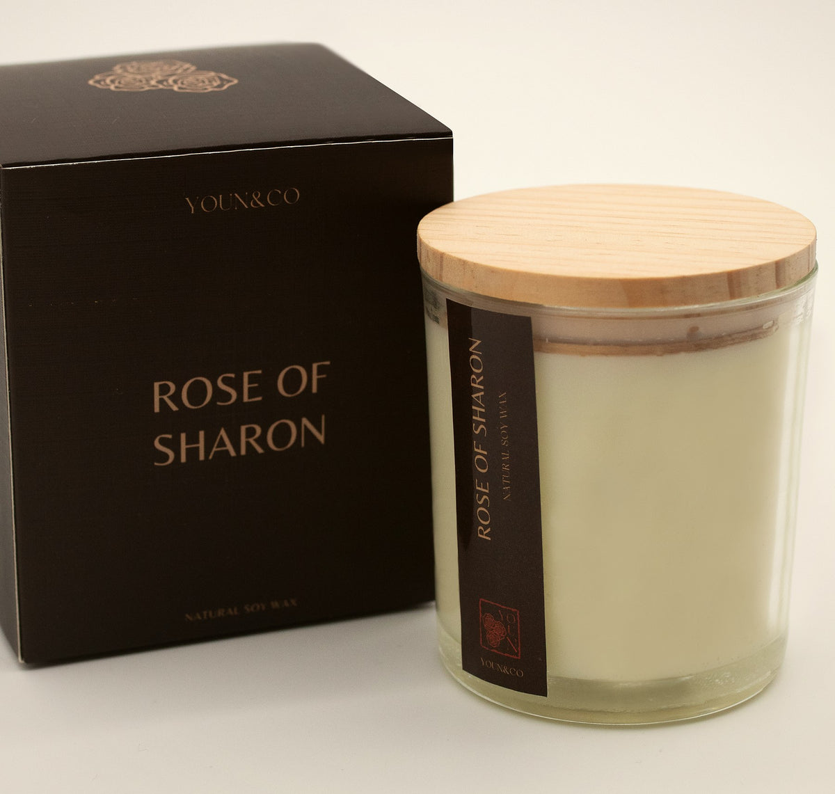Rose of Sharon candle with its gift box
